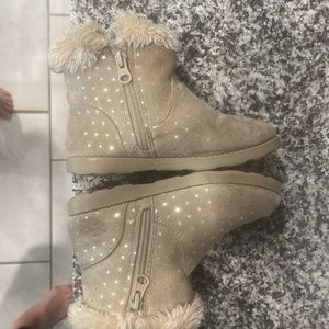 VGUC girls winter zip lined bootie